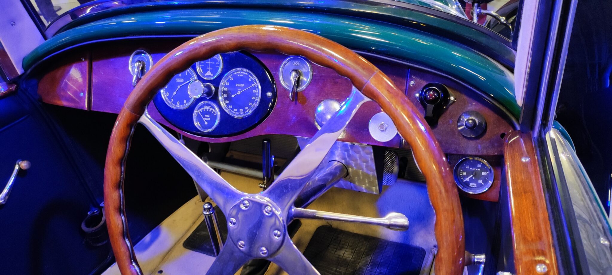 Tableau de bord - Bugatti